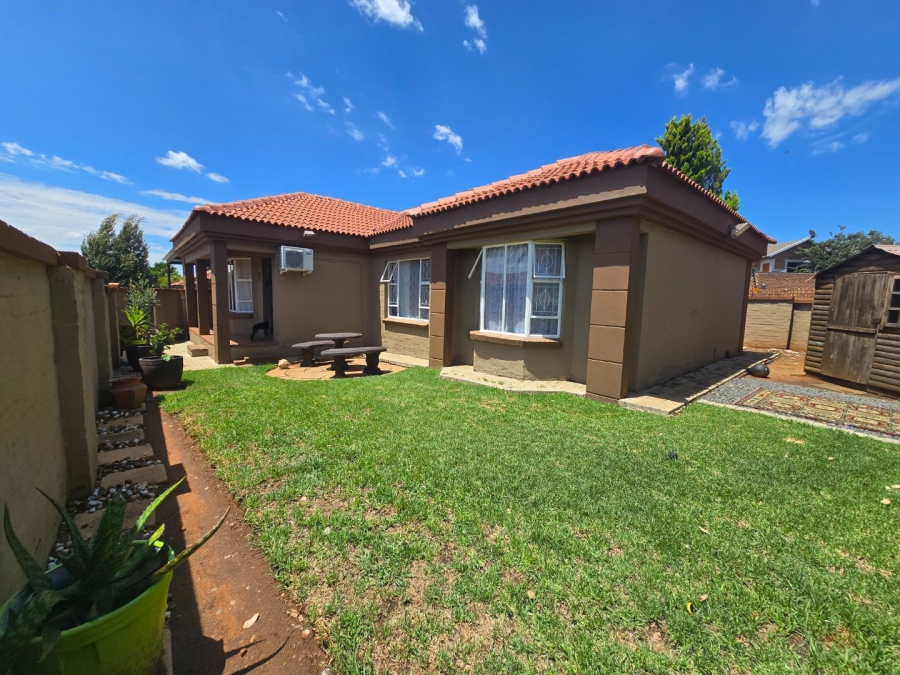 4 Bedroom Property for Sale in Heuwelsig Free State